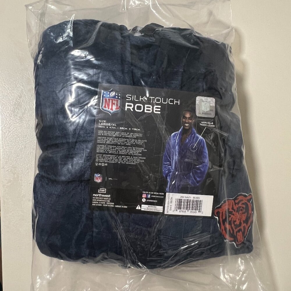 Northwest NFL Unisex Silk Touch Robe